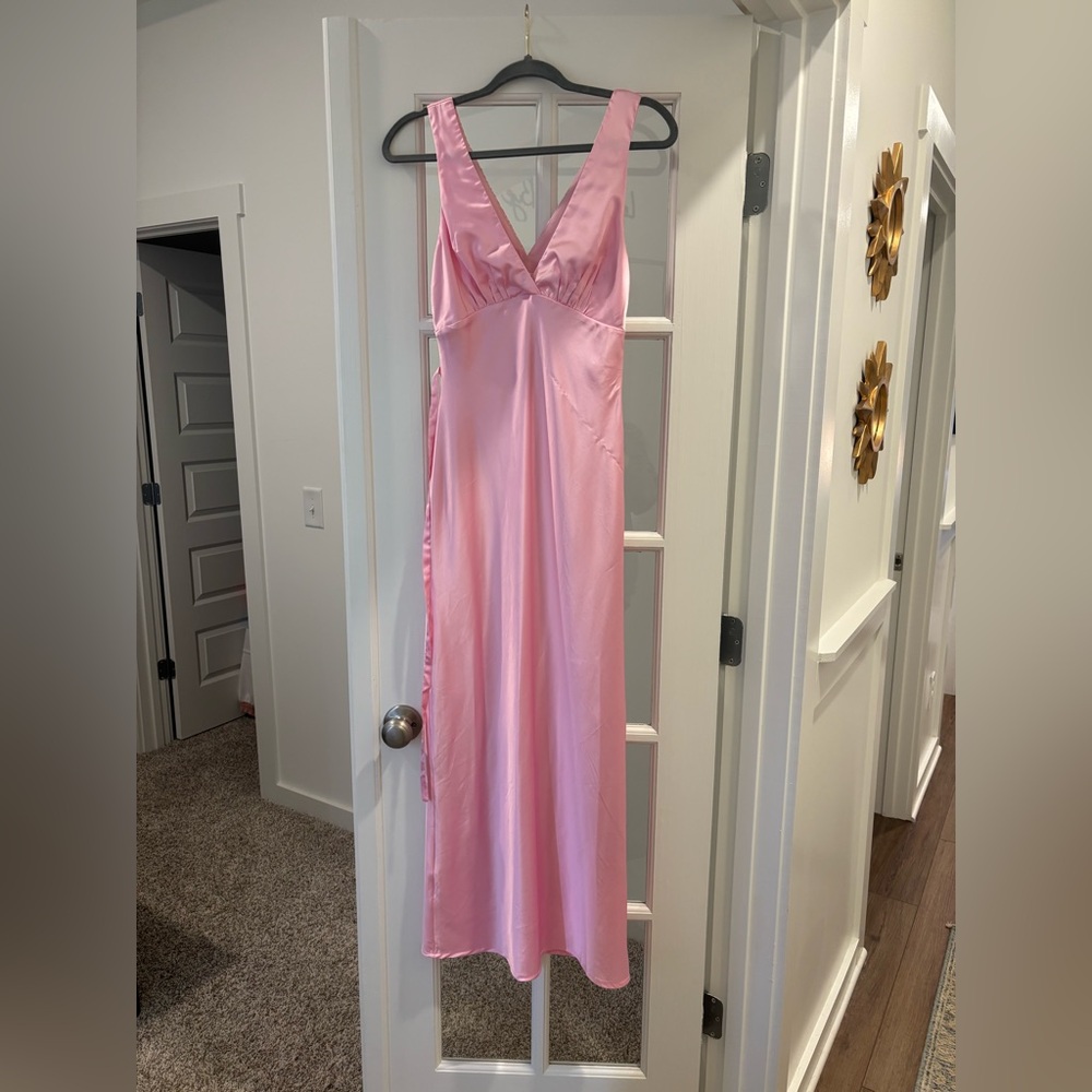 Beginning boutique Satin V-neck midi dress
